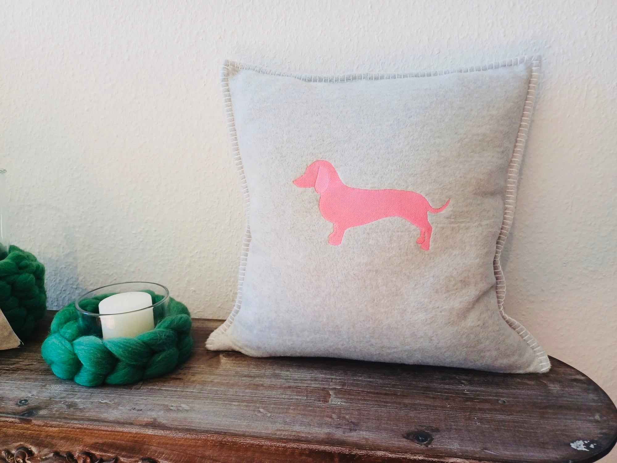 Kissen Chaletstyle Dackel -Hellgrau in 40 x 40cm