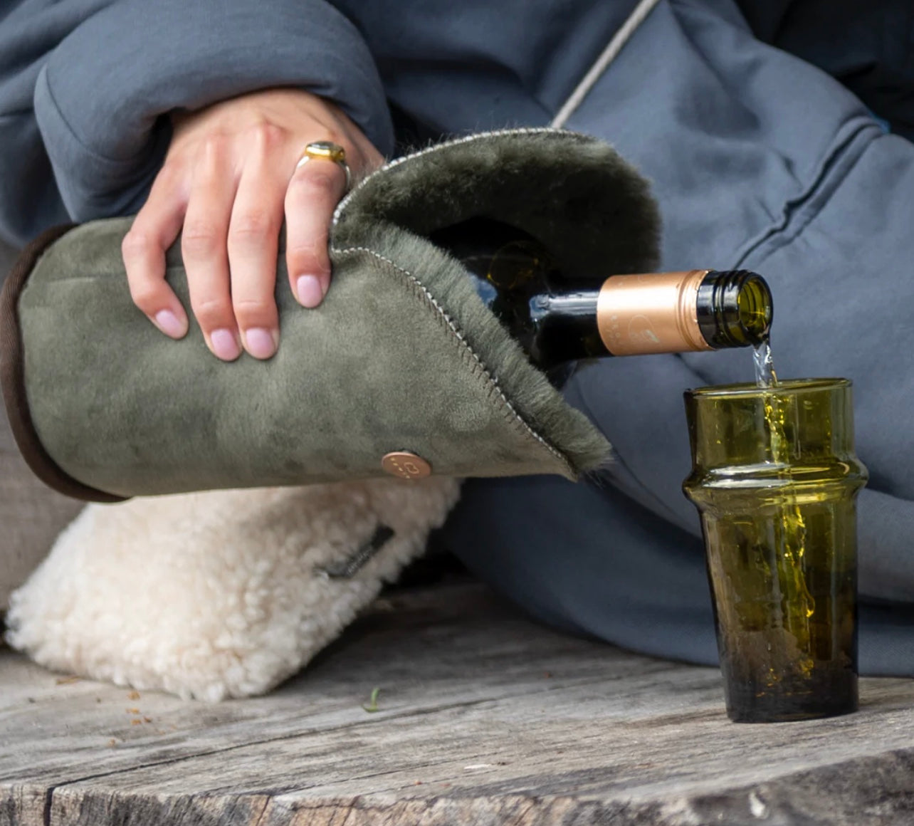 Wildleder Flaschenkühler // Wein & Wasser -Hunting Green-