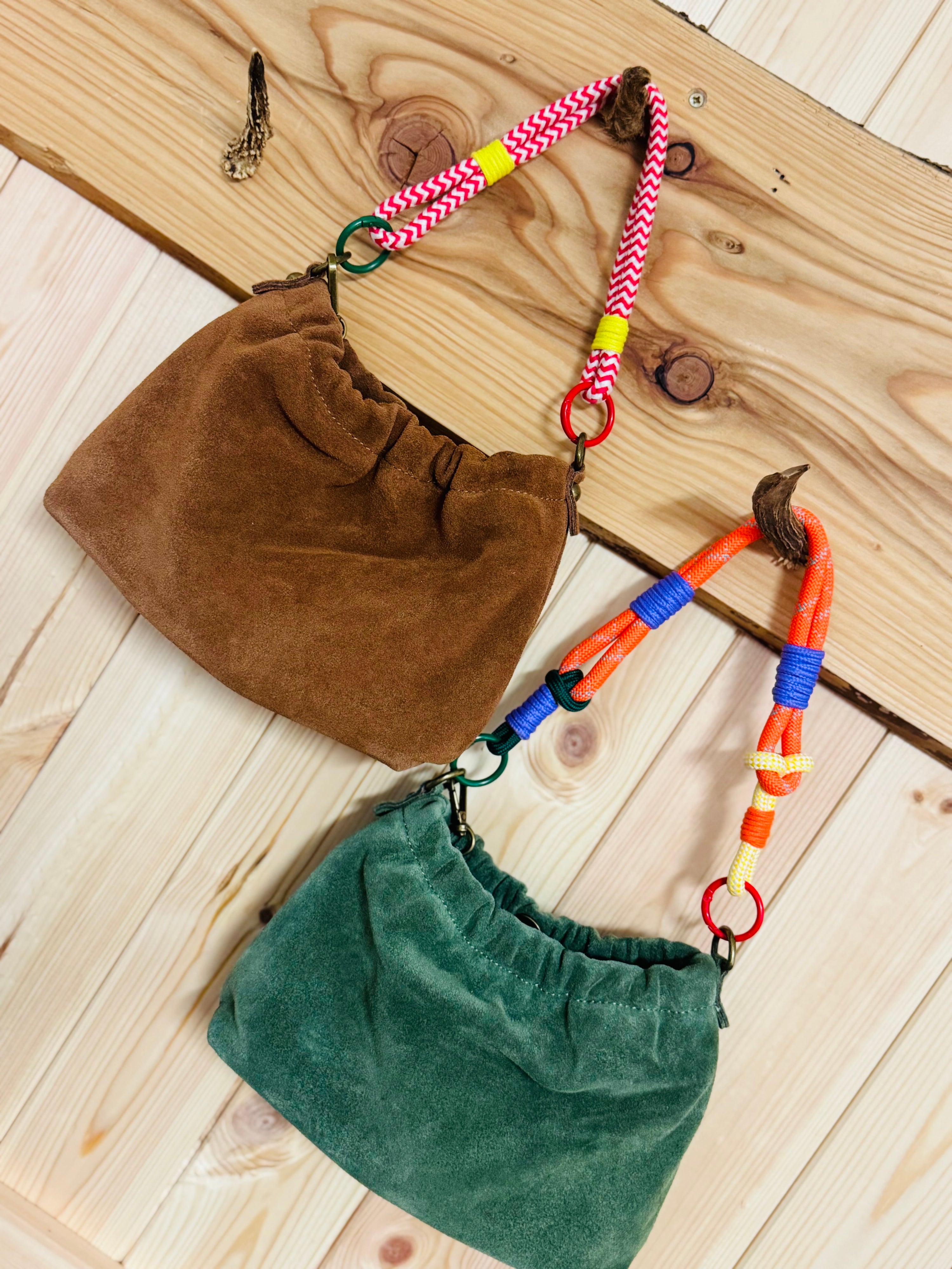 Be a Country Girl Bag Wildleder -Hunting Green-