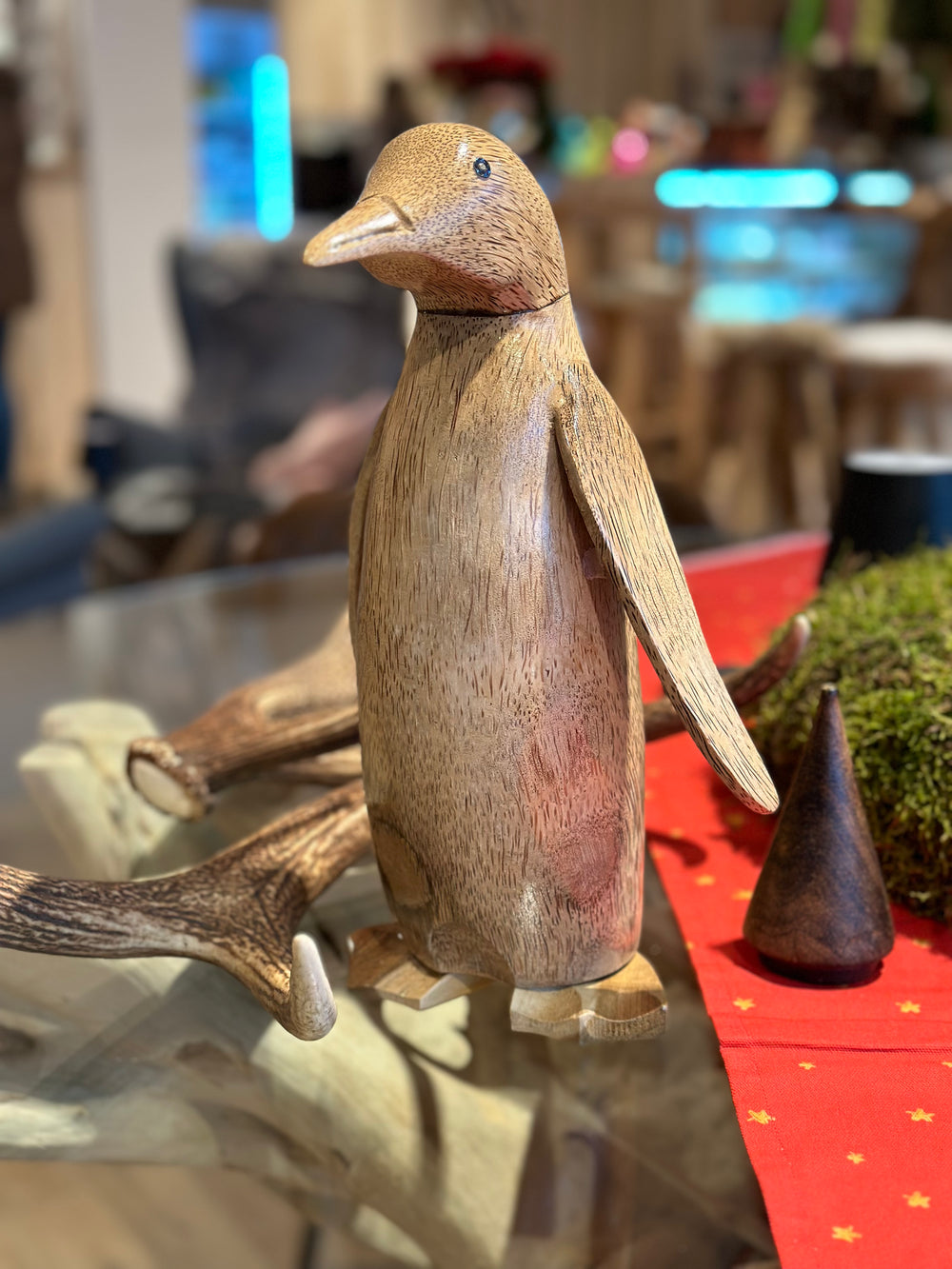 Holzpinguin Frieda