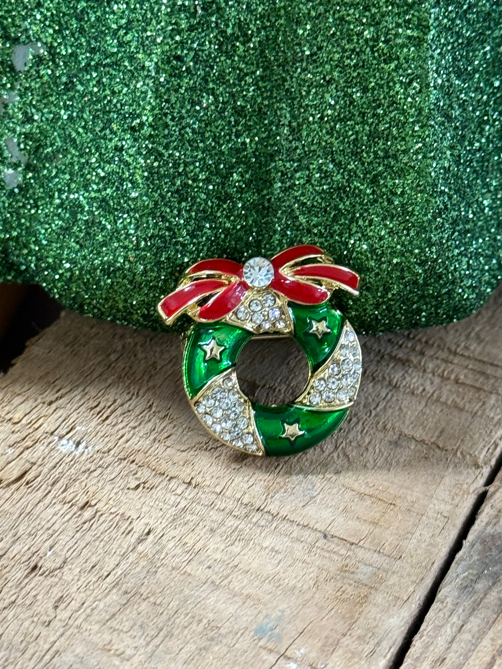 Brosche Weihnachtskranz 6cm