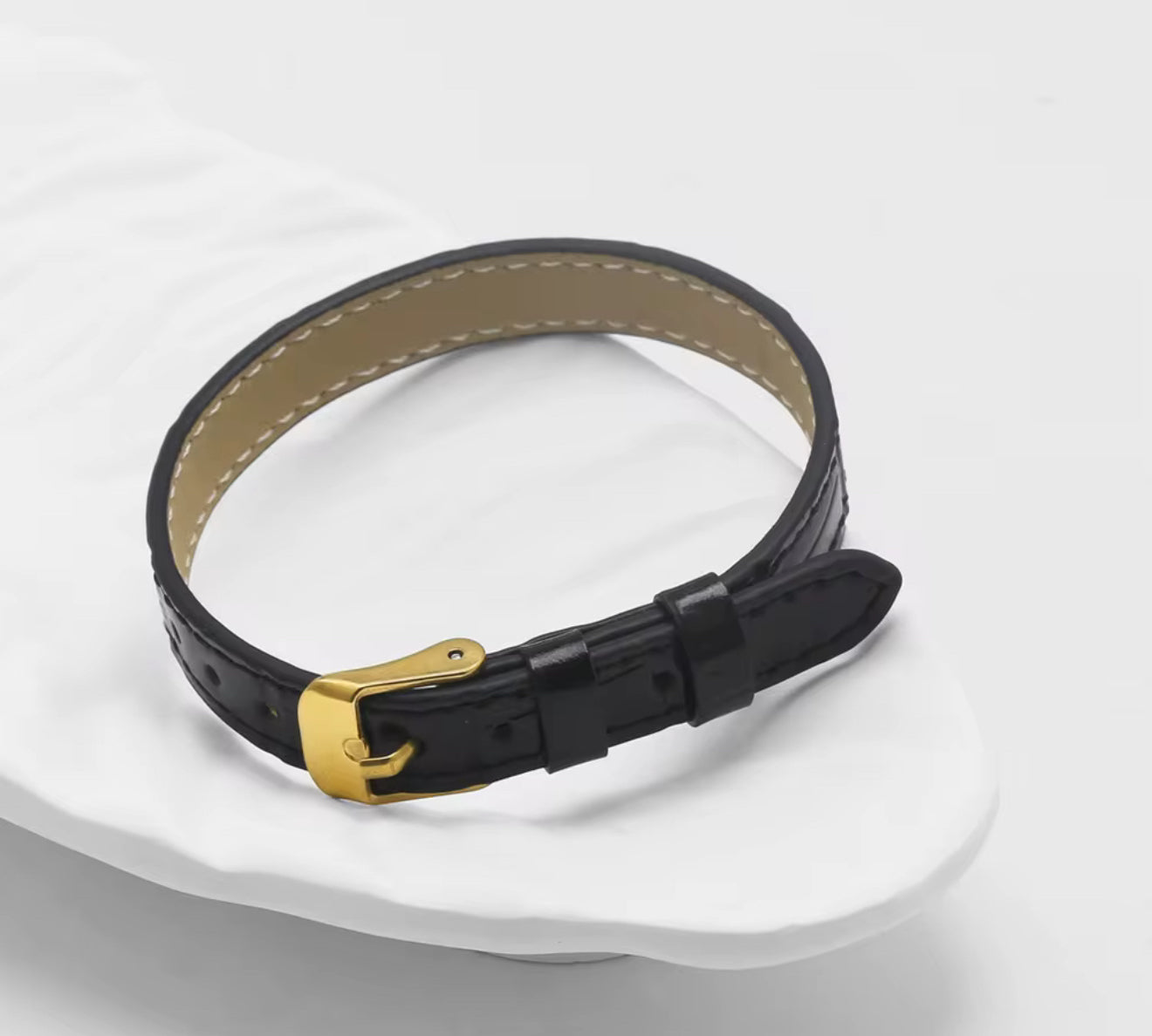 Clasp Bracelet -Farbe wählbar-