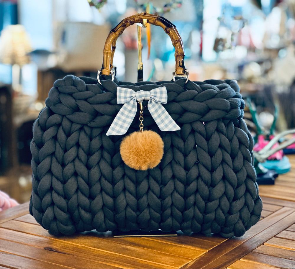 Lofty Loop Bag BIG -Dunkelgrau mit handgenähter Schleife und Bommel-