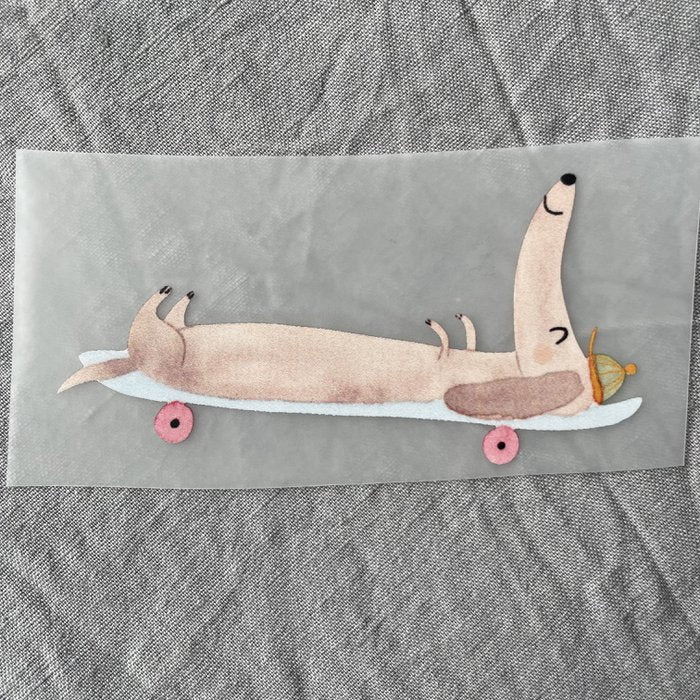 Bügelbild Skateboard Dackel