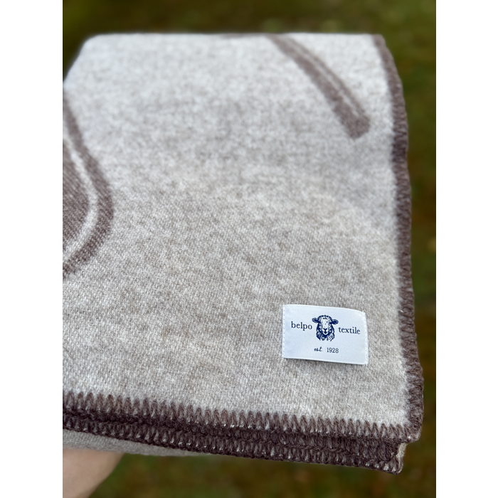 Kuschelige Sofadecke Skier (Braun) aus neuseeländischer Wolle