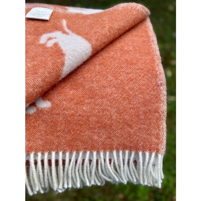 Kuschelige Sofadecke Dackel (Orange) aus neuseeländischer Wolle
