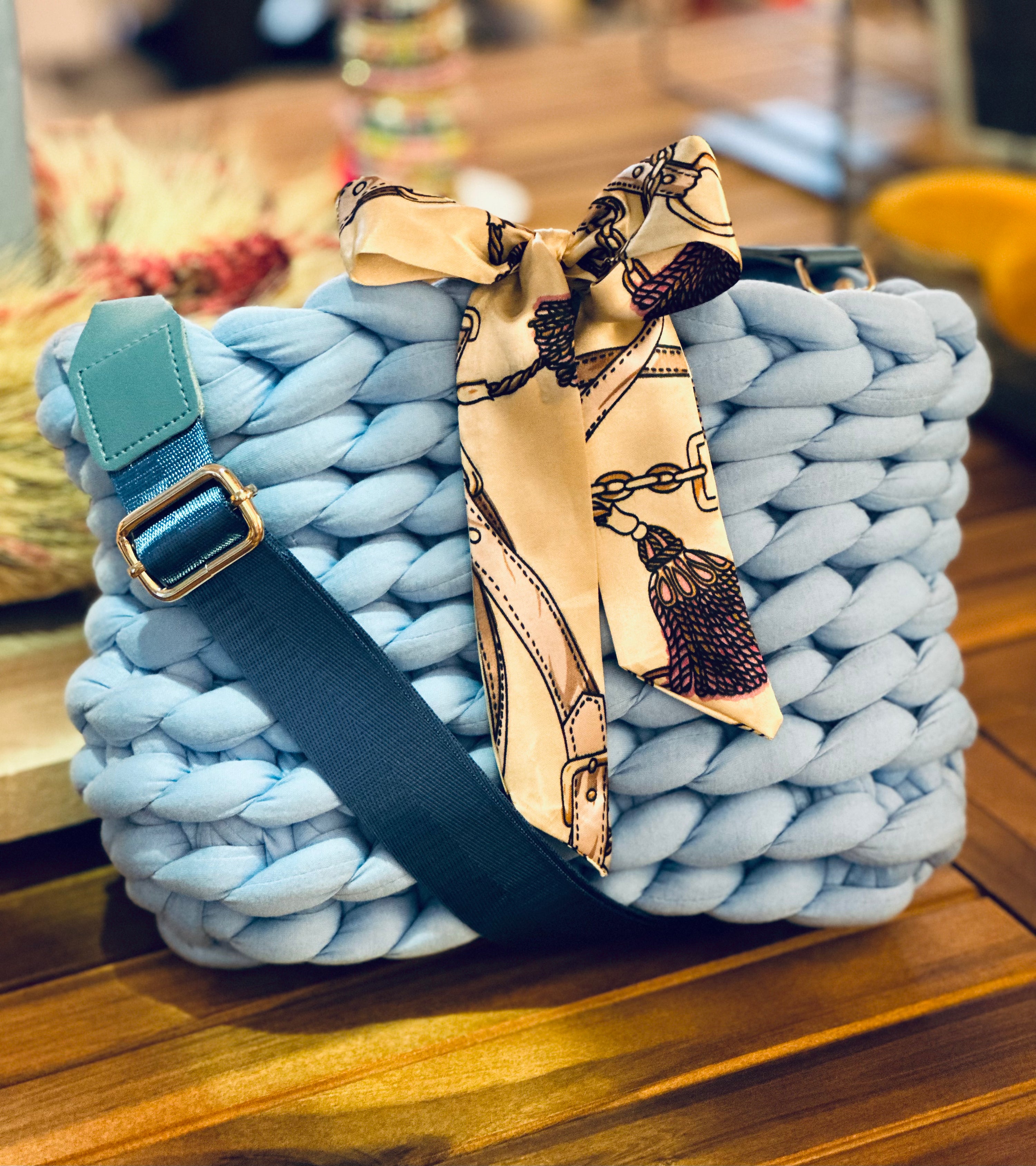 Lofty Loop Bag -Himmelblau mit Twillyund Crossbodygurt-