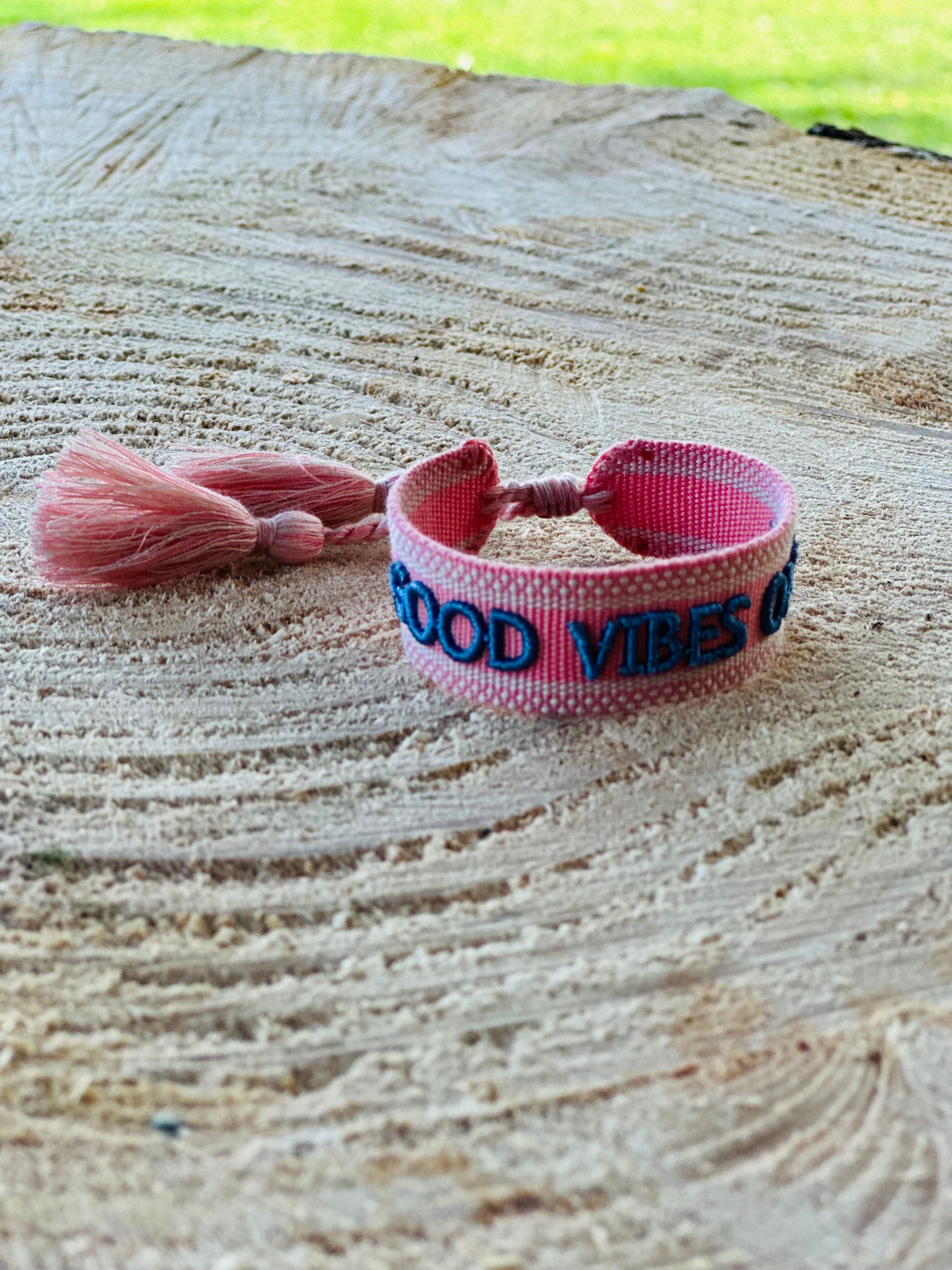 Statement Armband -Good Vibes only/pink blau-