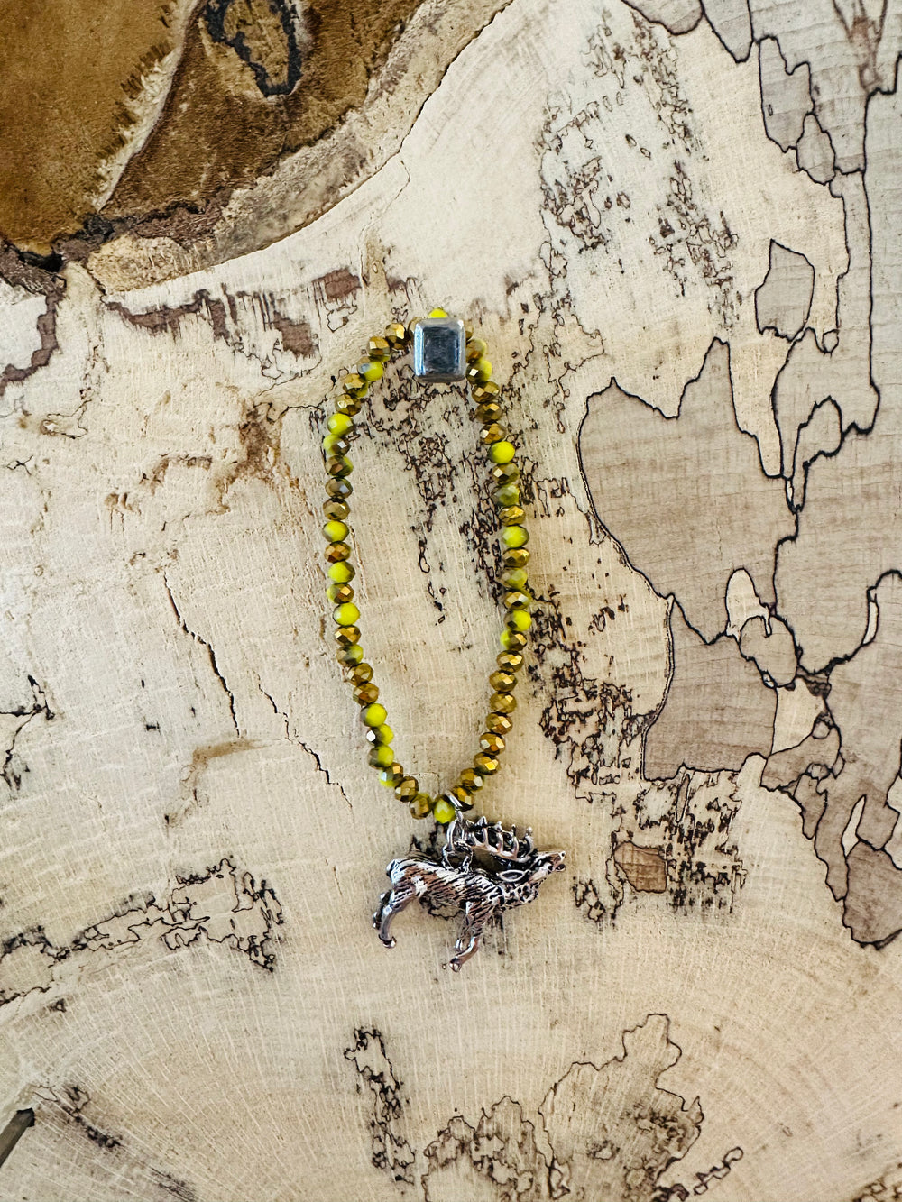 Perlenarmband mit Hirsch, Dackel oder Rehbock