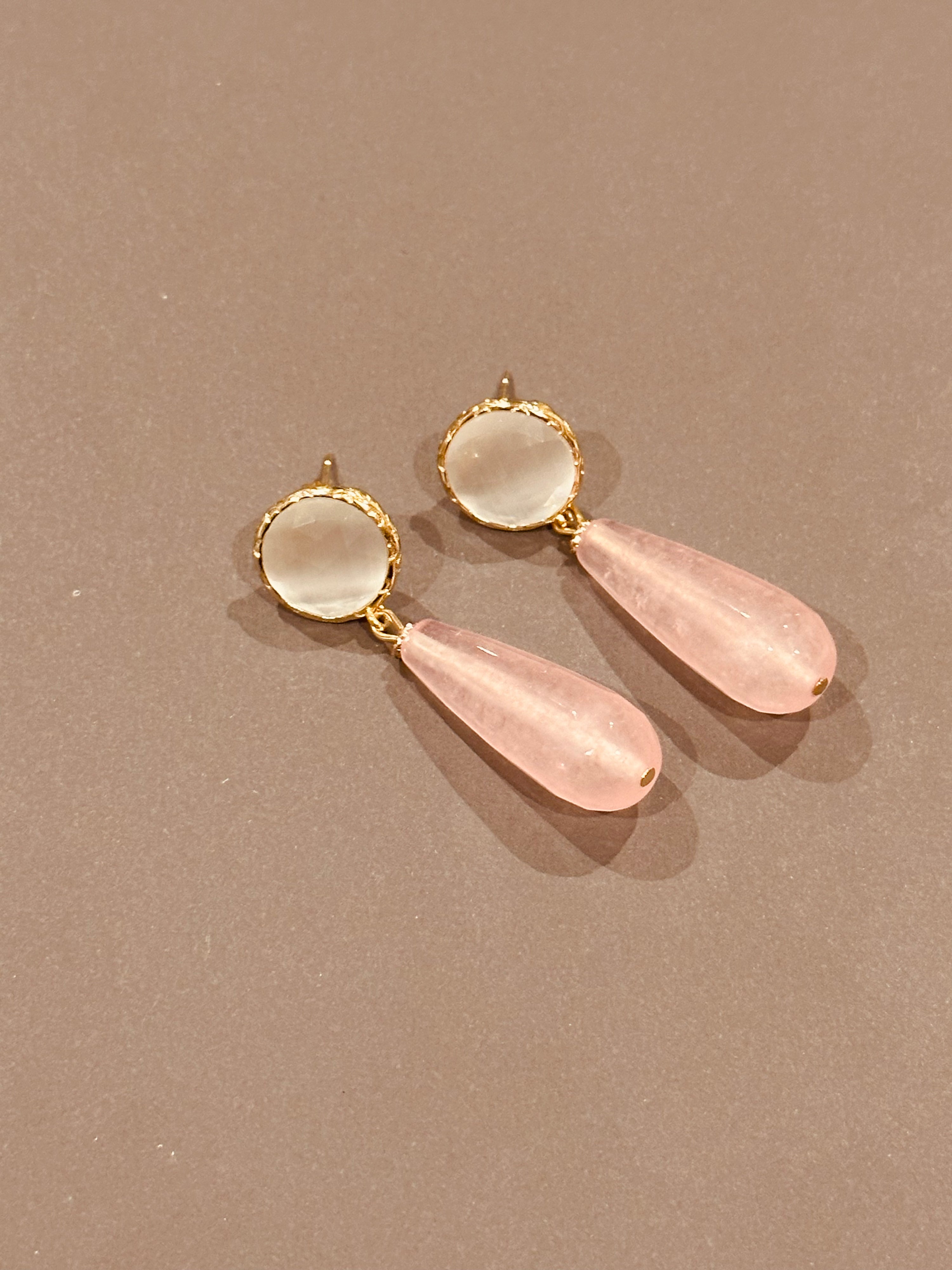 Happy Earrings Pearly Rosy Drop